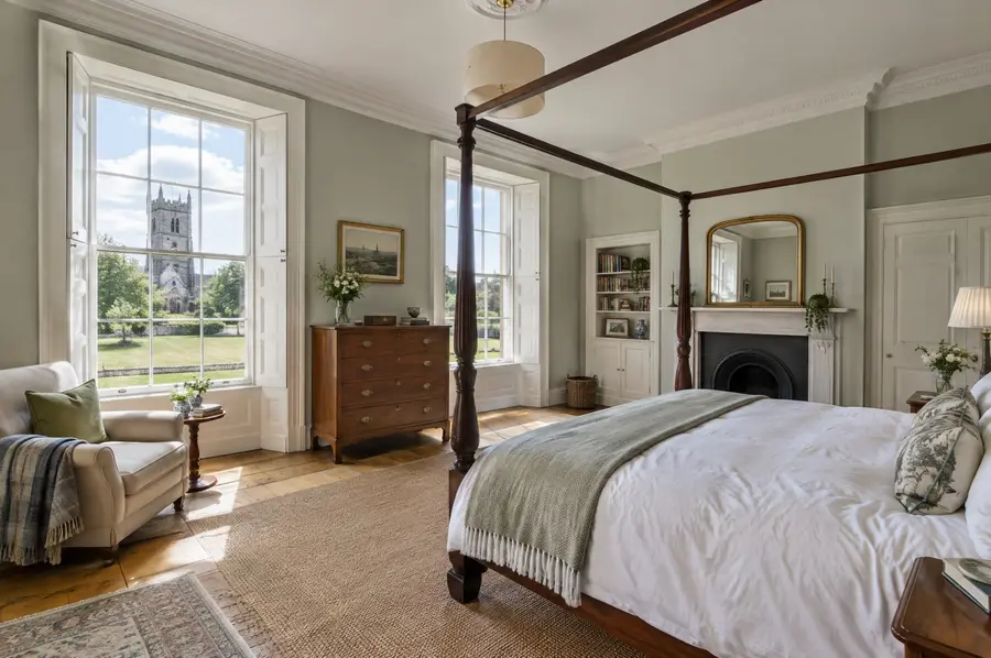 Main bedroom