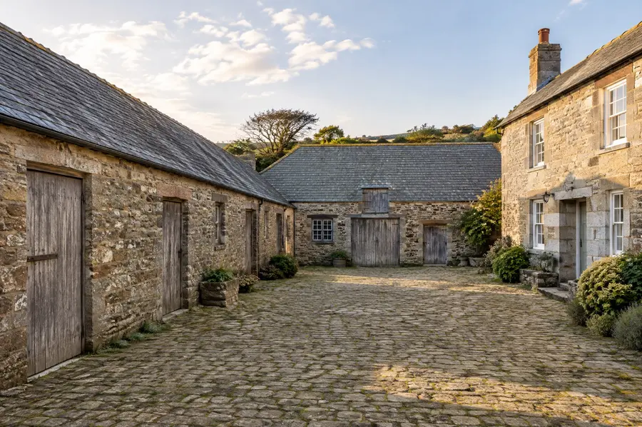 The stone barns