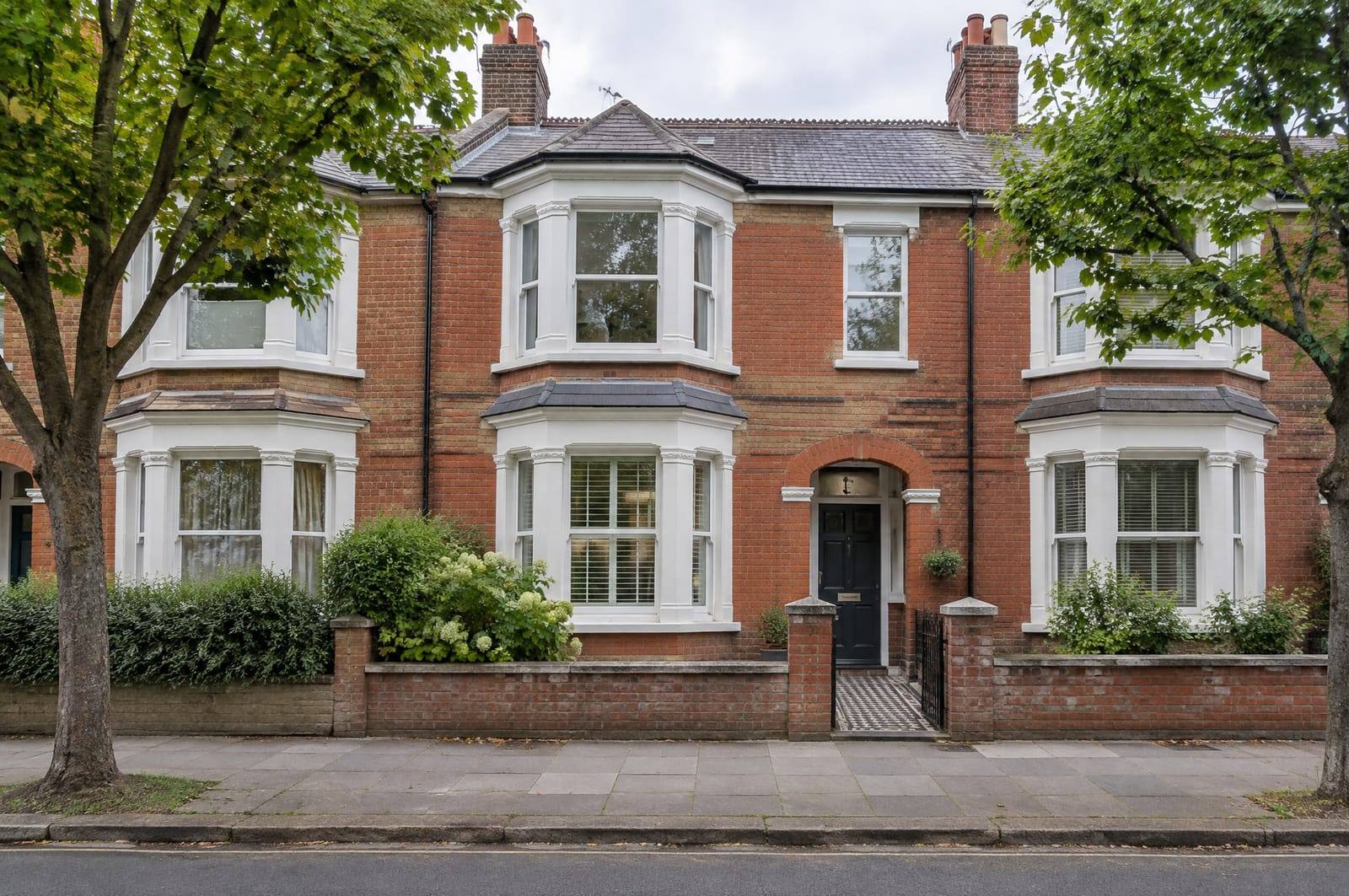 Holly Avenue, Jesmond: a semi-detached home sold subject to contract